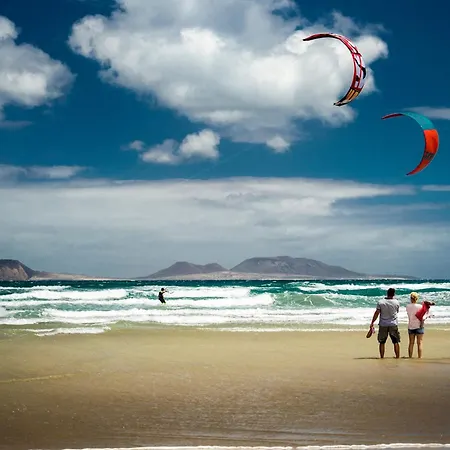 Views Iii Pb By Escapehome * Famara